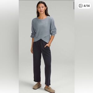 Lululemon cropped reversible sweater